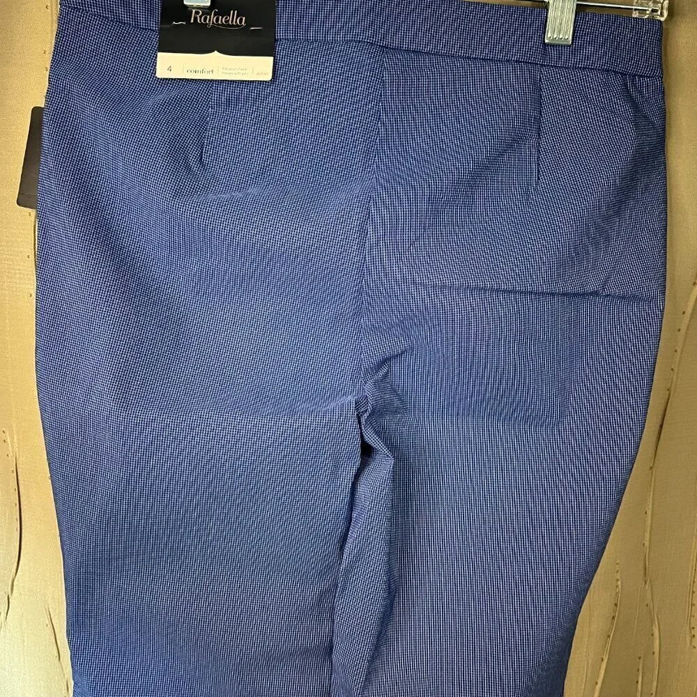 NWT Rafaella Blue Pull On Stretch Capri Pants, Size 4